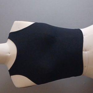 NEW 3 LA APPAREL LADIES SZ MEDIUM CROP TOP BLACK 3 tops for $6